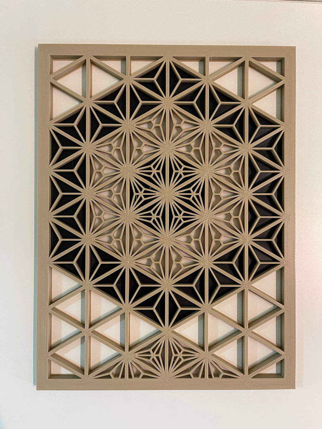 Tableau décoratif Kumiko 18x24 cm – Motif japonais en impression 3D